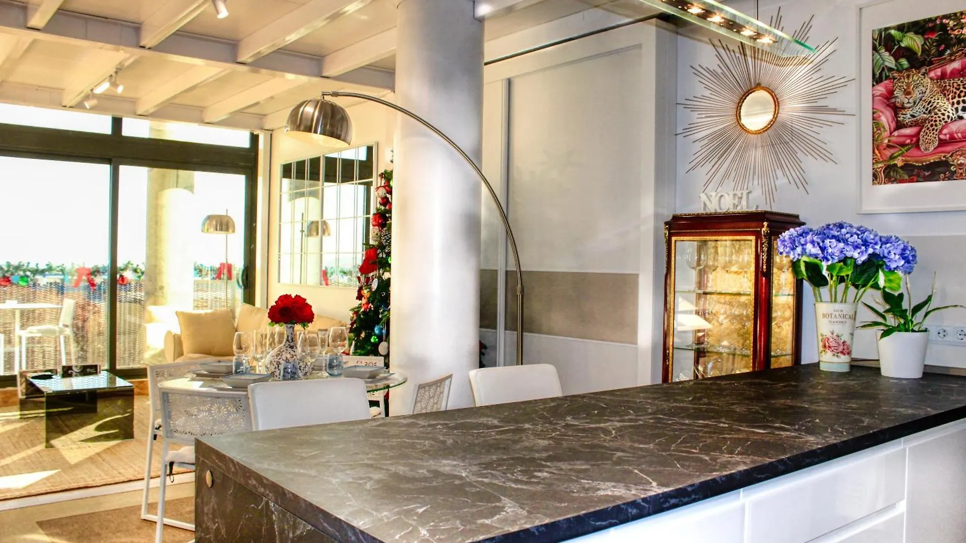 Madrid Sky Luxury Penthouse 6Pax 10 Min Airport Apartment San Sebastian de los Reyes